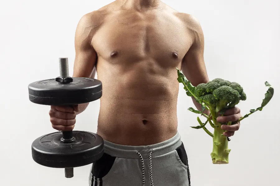 Wegański posiłek przed treningiem – co jeść, by mieć energię?