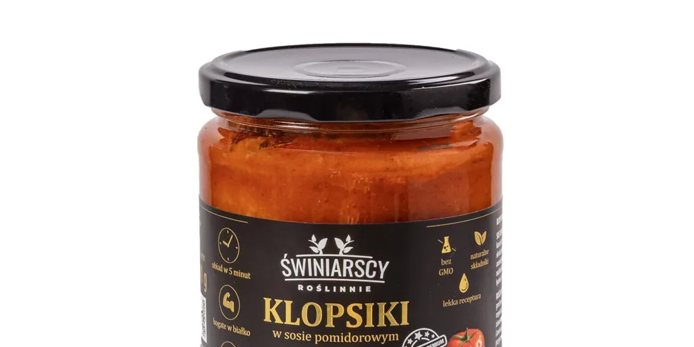 Roślinne klopsiki w sosie pomidorowym